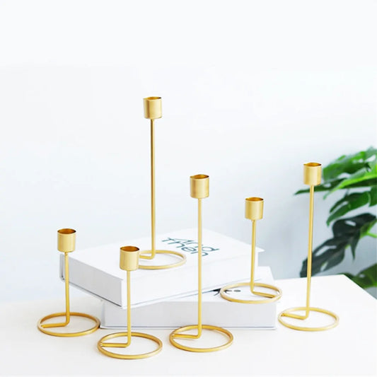 Gold Metal Candle Holders: Elegant Wedding & Party Decor